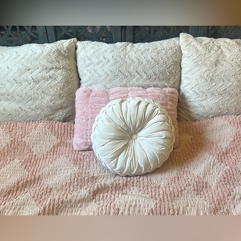 Super Cute - Girls Bedding Set